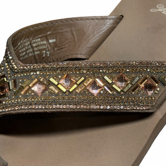 10/$25🦋 Yellow Box Slavica Tan & Gold Rhinestone Sandals - Size 7.5 - Picture 6 of 14